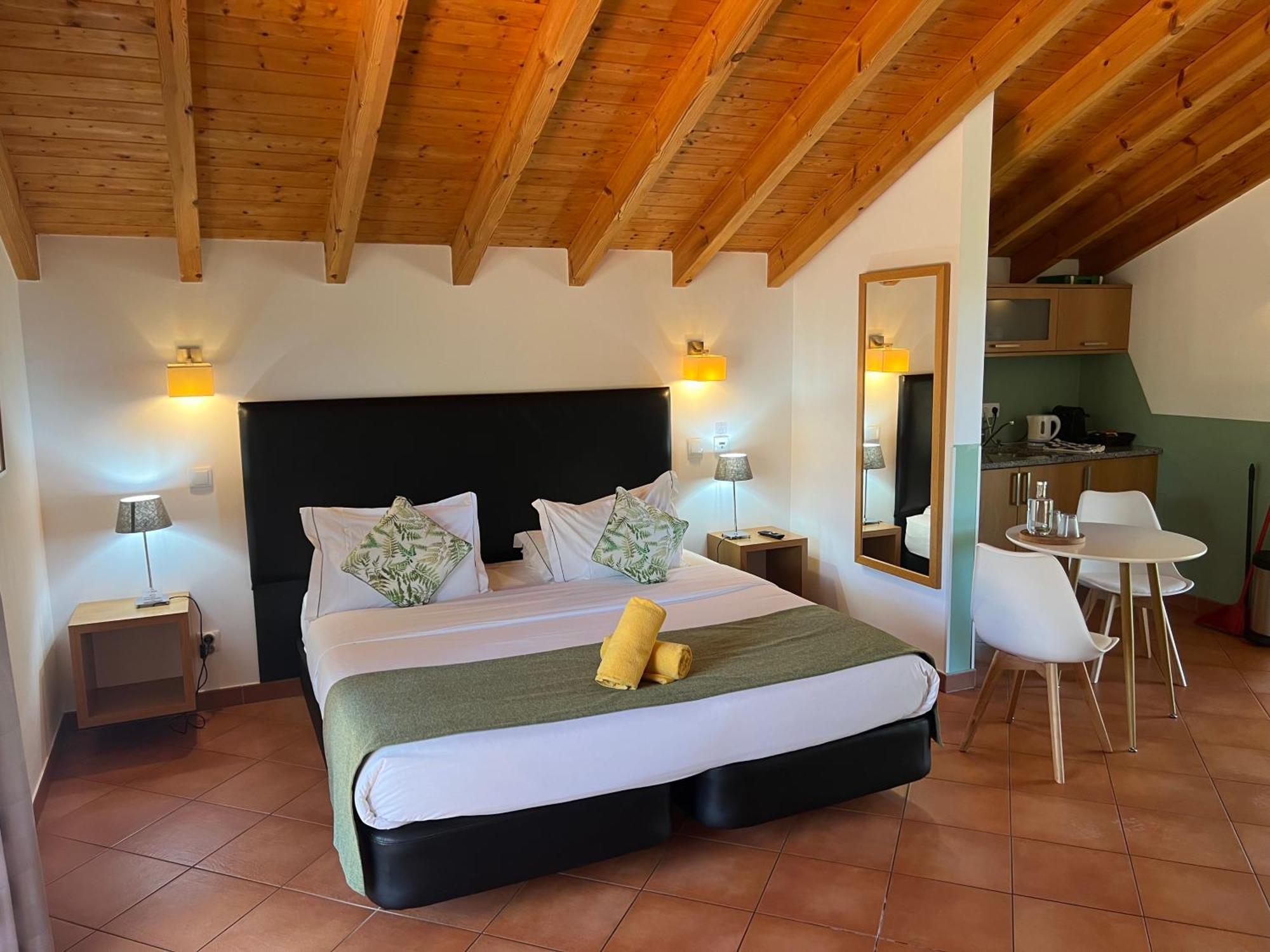 Vilafoia Monchique Habitación foto